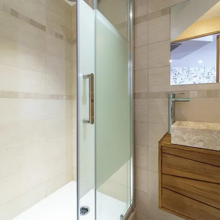 Apartamento Parisian Flat With Eiffel Tower View *