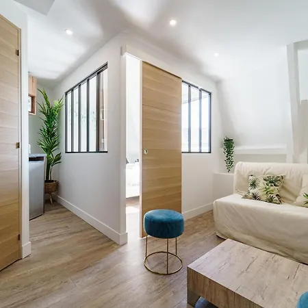 Apartamento Parisian Flat With Eiffel Tower View París